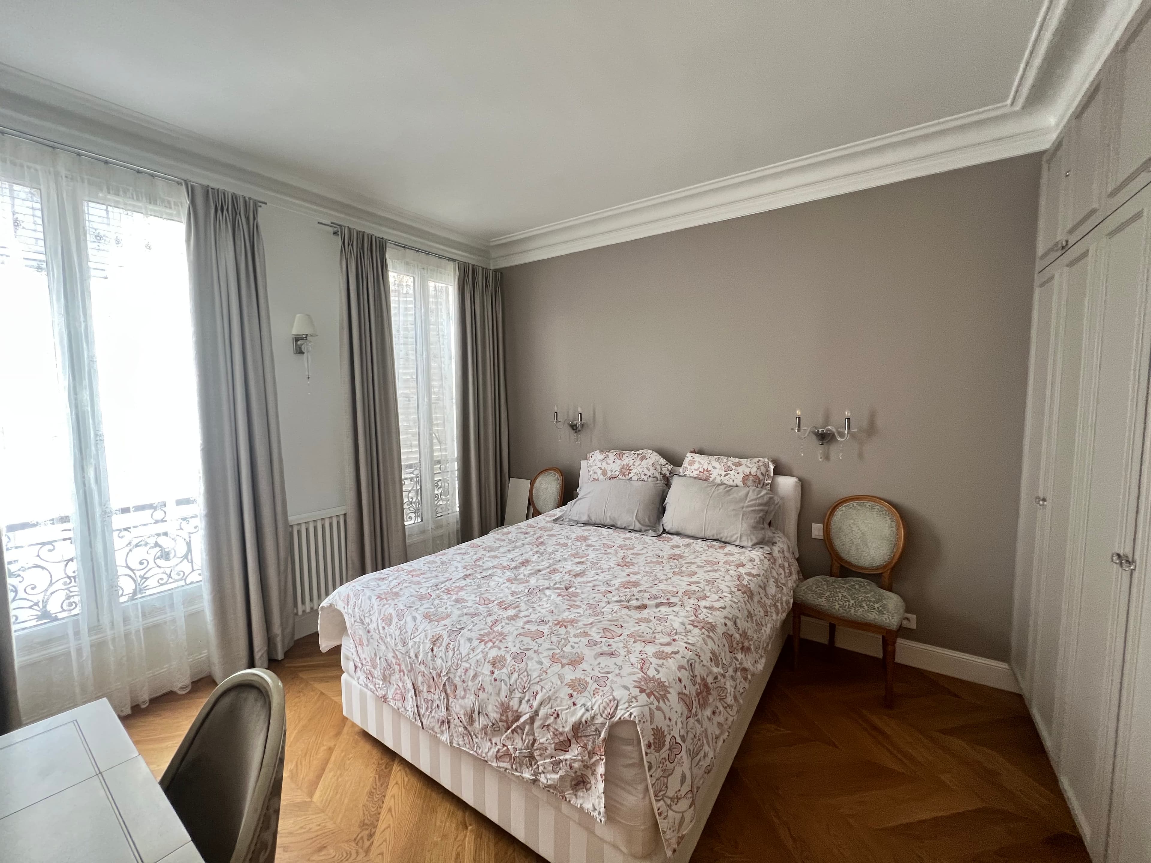 Appartement Place des Ternes 2 chambres - Image 4