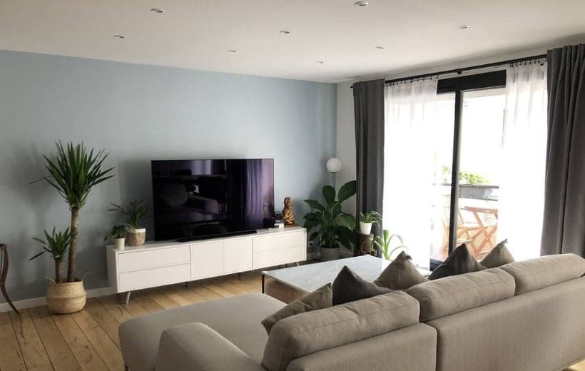 Paris 15E - Superbe appartement familial de 107 m² avec balcons, parking et cave - Image 2
