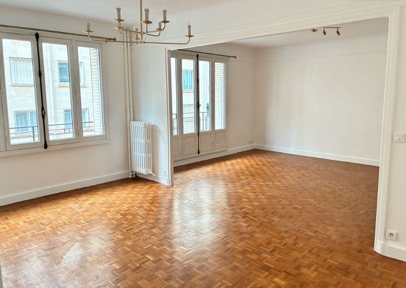Propriété similaire Paris 15E– Superbe appartement à deux pas du Champ-de-Mars