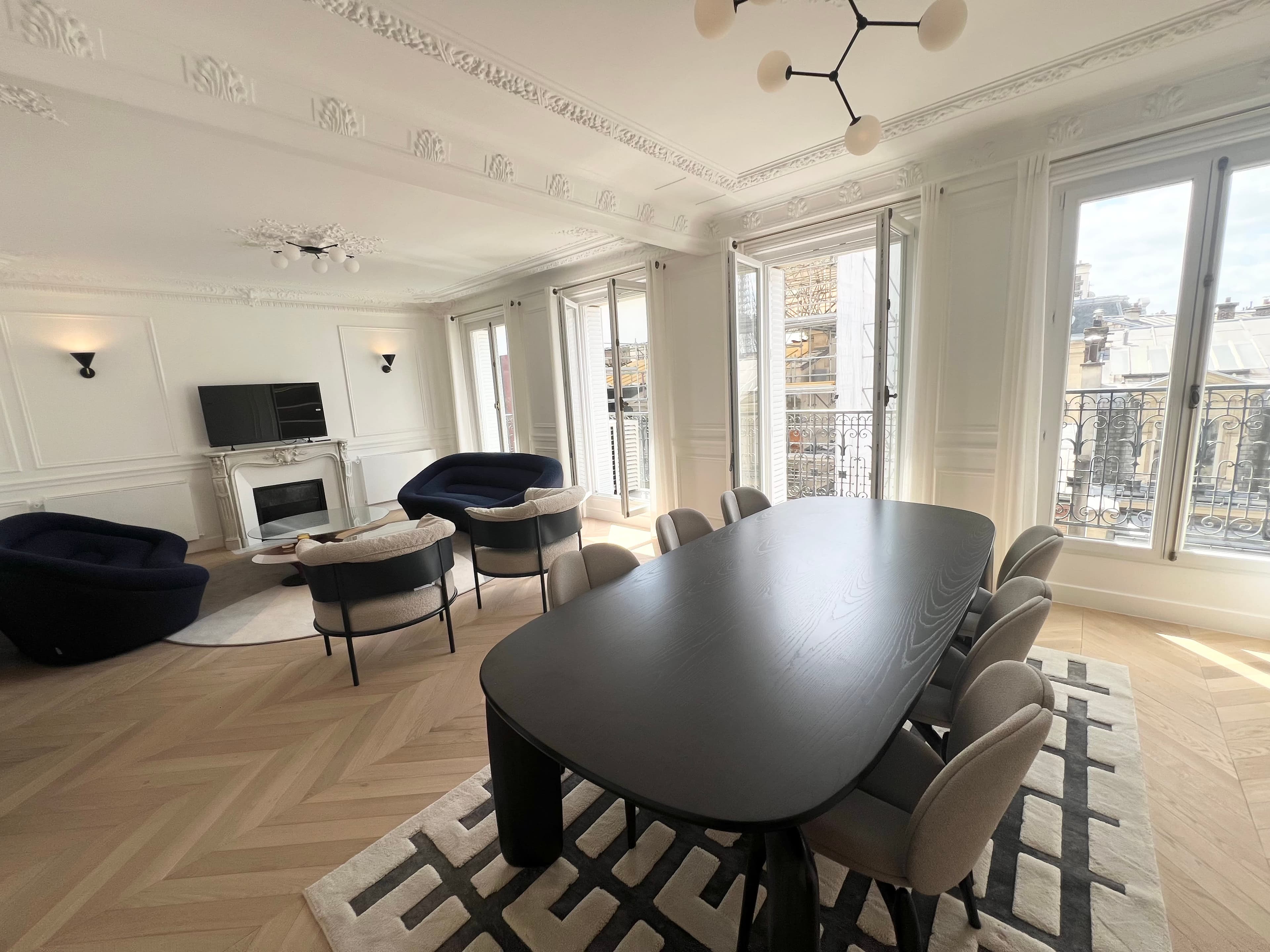 Alma Marceau - Appartement meuble refait à neuf 3 chambres vue Tour Eiffel - Image 4