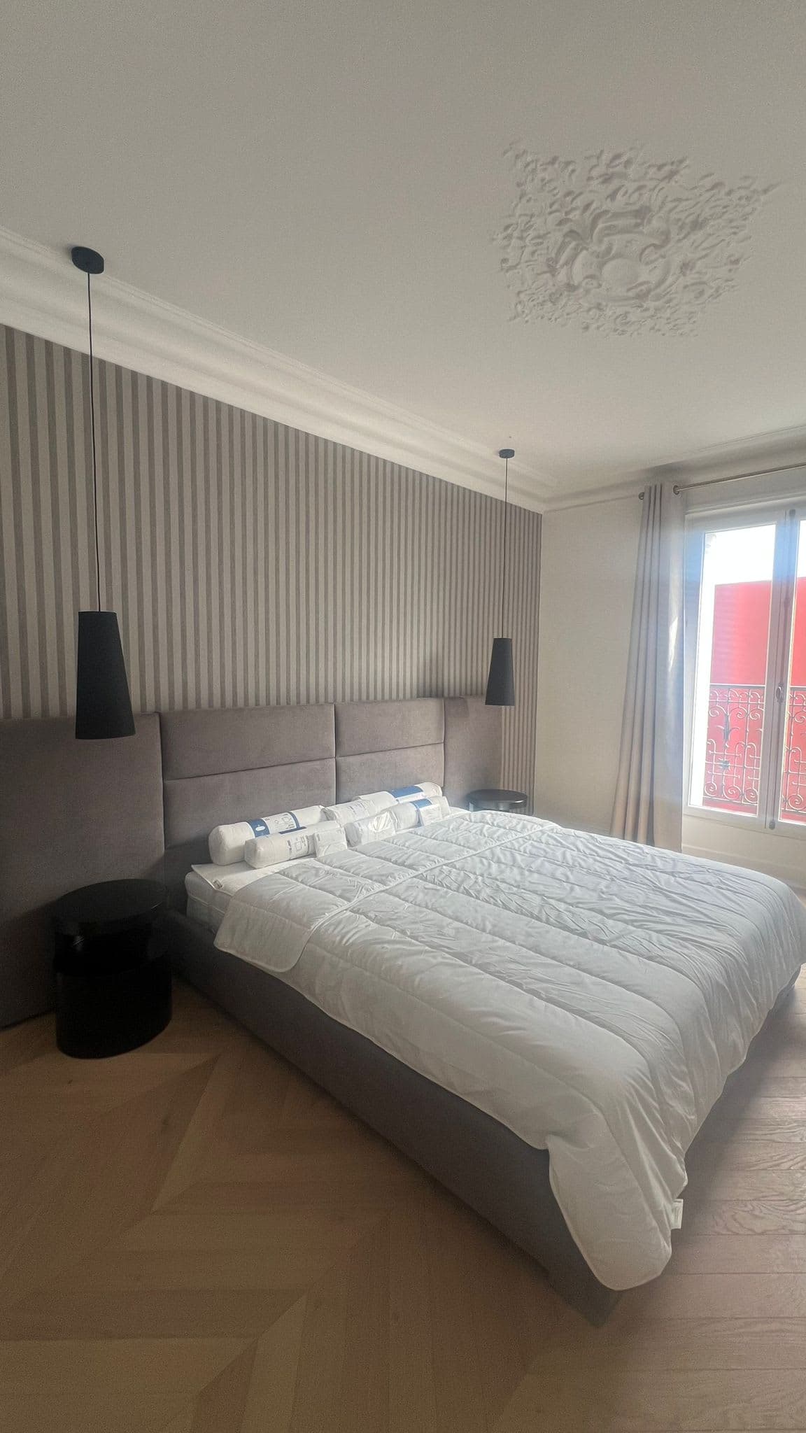 Alma Marceau - Appartement meuble refait à neuf 3 chambres vue Tour Eiffel - Image 7