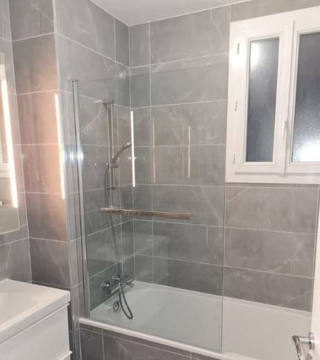 Neuilly Sur Seine - Superbe appartement 4 pièces entièrement rénové avec vue sur la Seine - Image 6
