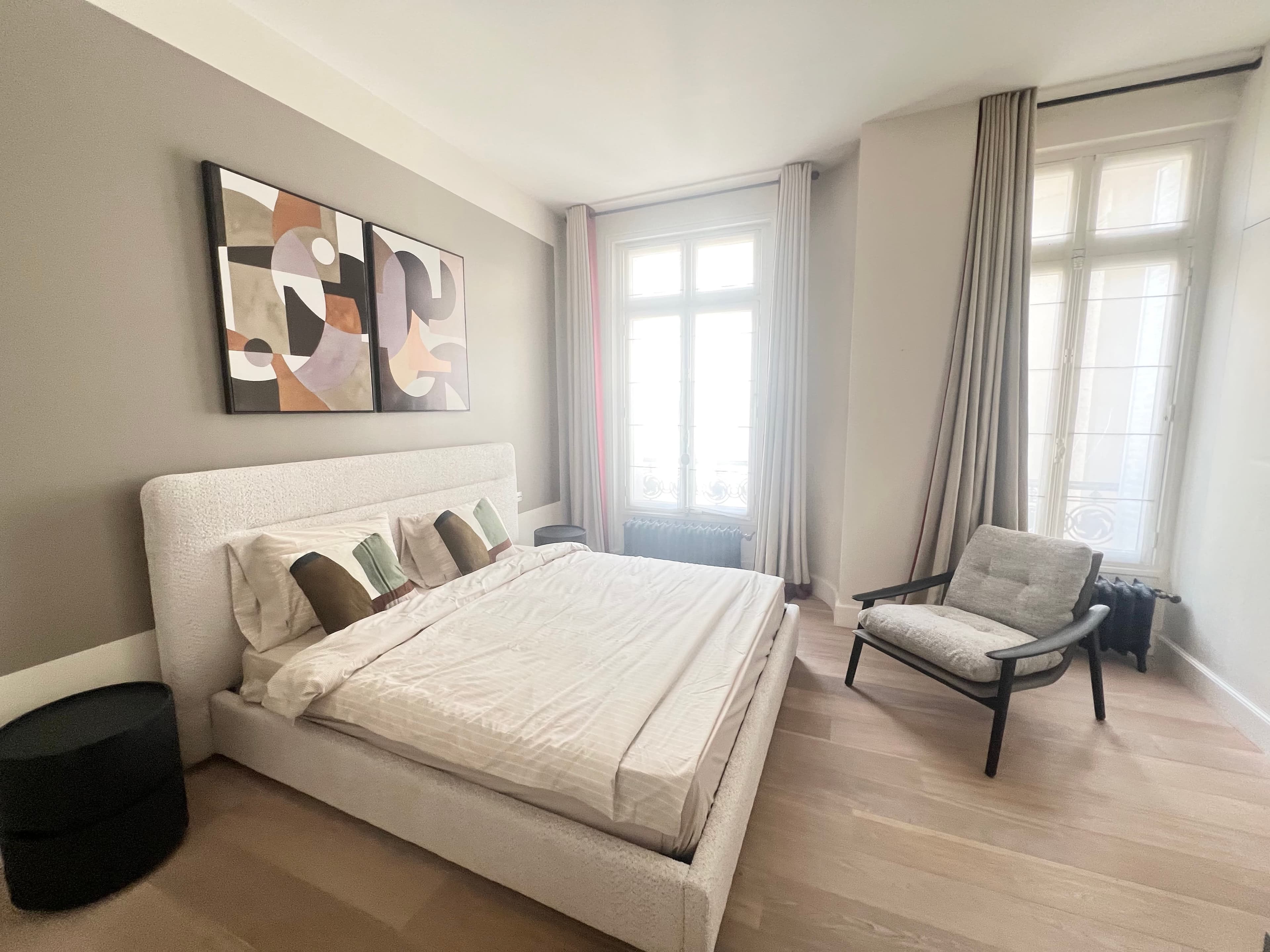 Raymond Poincaré - Appartement meublé de réception avec charme de l'ancien - Image 8