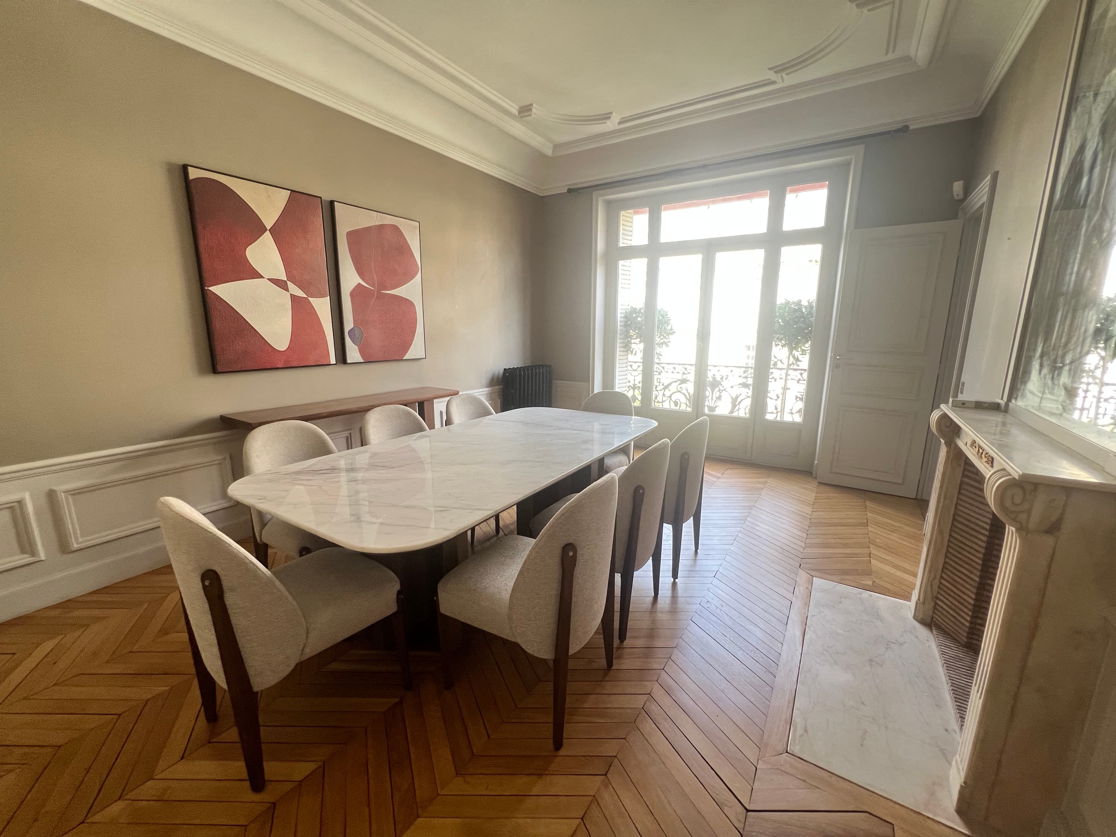 Raymond Poincaré - Appartement meublé de réception avec charme de l'ancien - Image 3