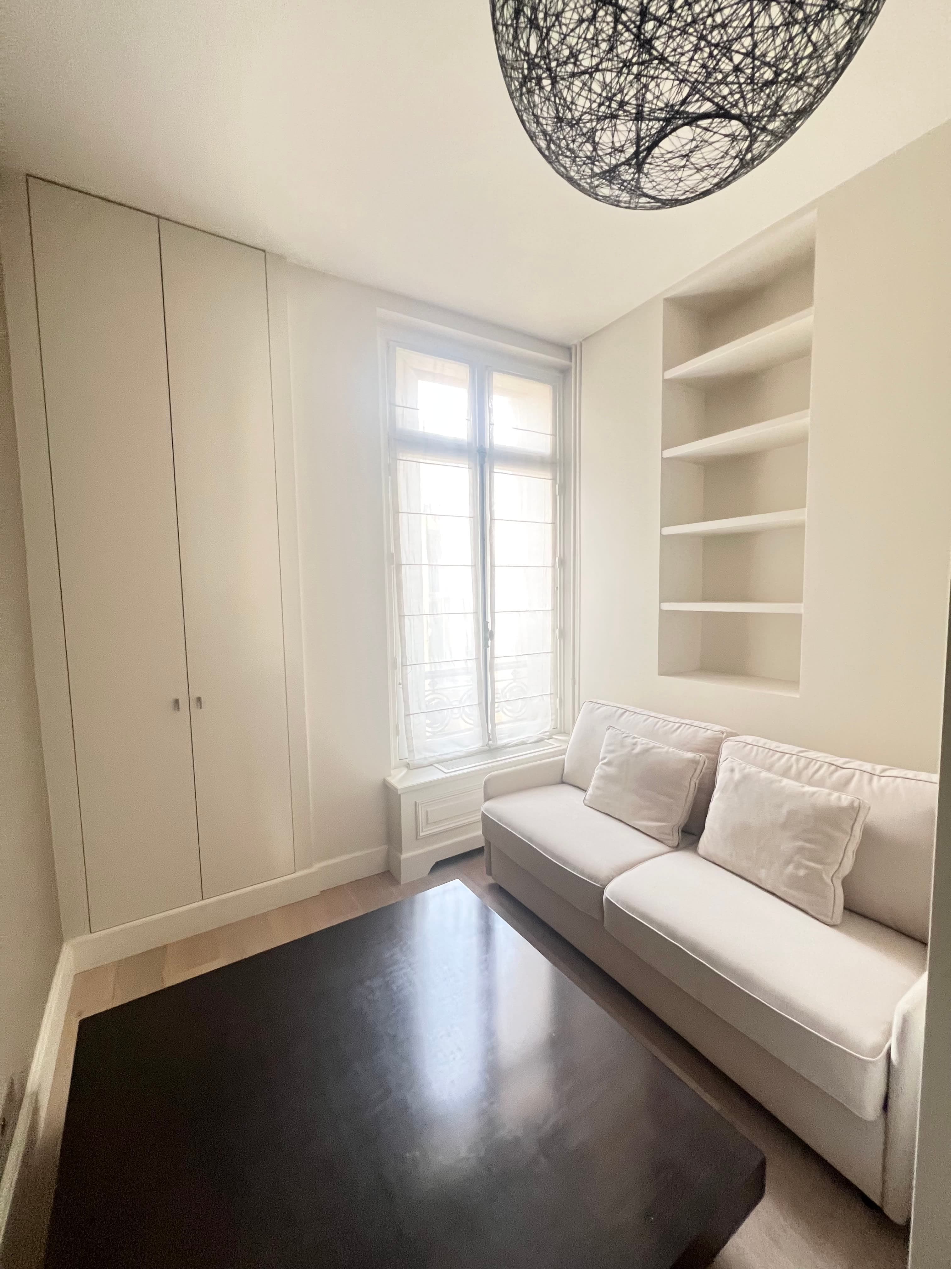 Raymond Poincaré - Appartement meublé de réception avec charme de l'ancien - Image 10