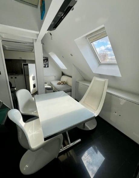 Propriété similaire Loft 4 pièces avec terrasse privative au cœur du Faubourg Saint-Honoré – Paris 8ème