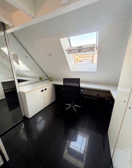 Loft 4 pièces avec terrasse privative au cœur du Faubourg Saint-Honoré – Paris 8ème - Image 8