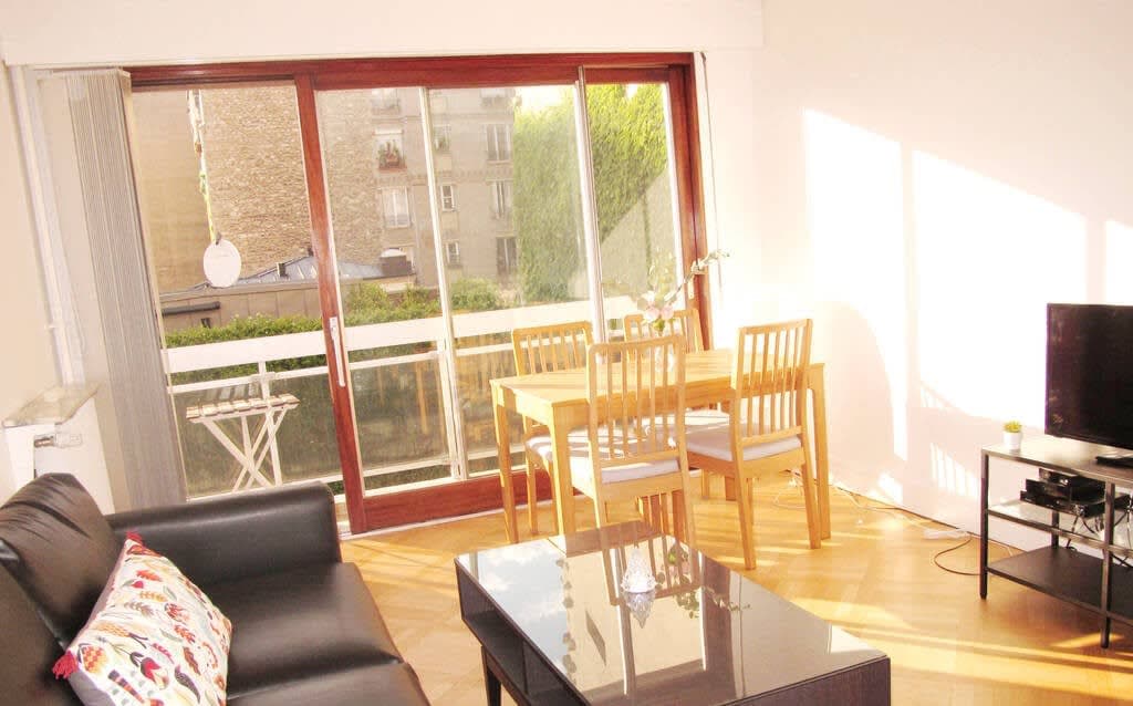 APPARTEMENT PROCHE PASSY - Image 1