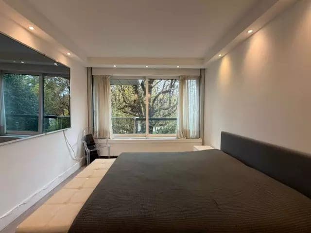 Avenue Foch - Appartement à vendre 1 chambre avec balcon et parking - Image 4