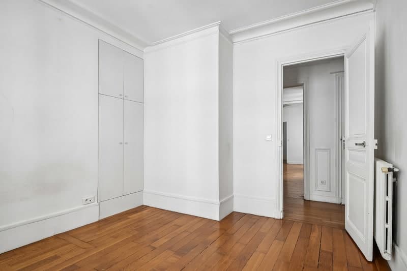 3 PIECES RUE DE PASSY - Image 4
