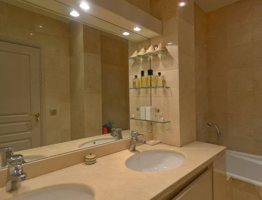 Neuilly Appartement familial quartier Saint James - Image 7