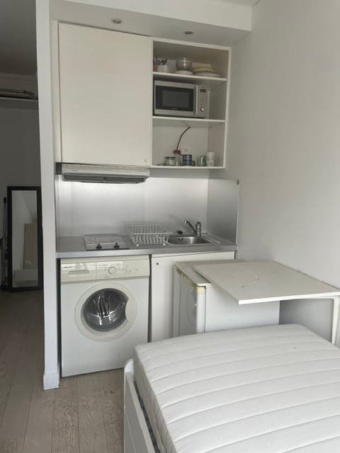 PROCHE PLACE VICTOR-HUGO - Image 3