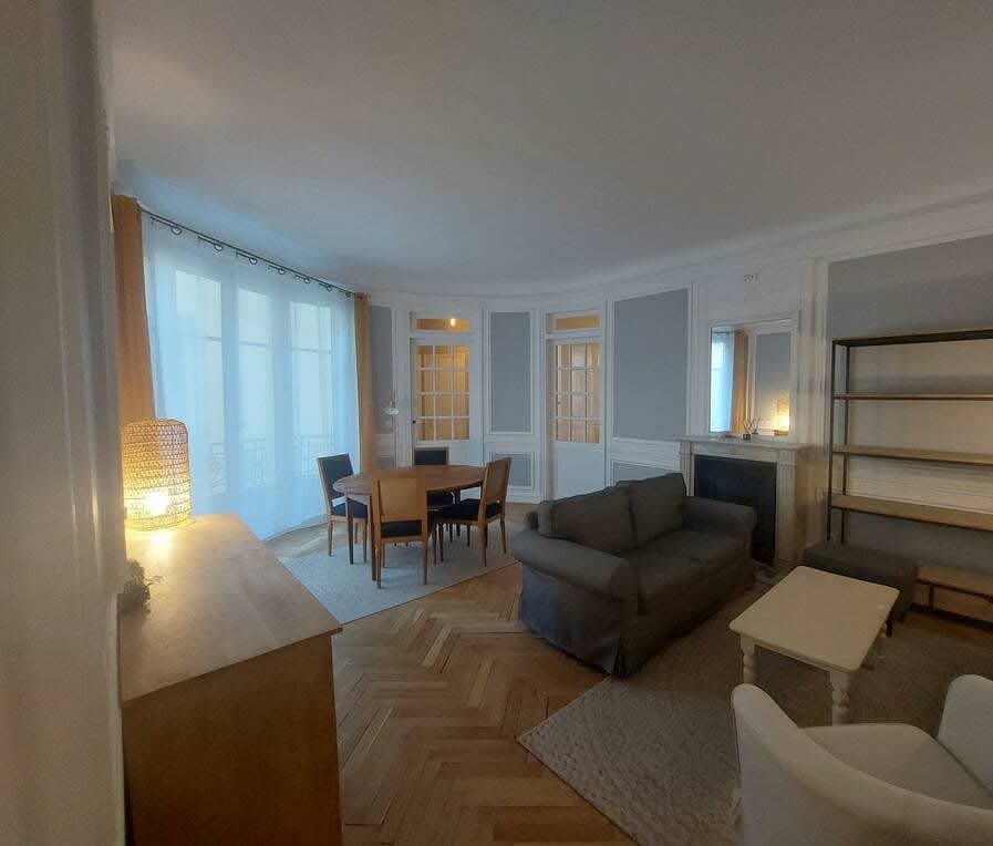 Propriété similaire Paris 15ᵉ – Bel appartement meublé 3 pièces de 65 m² avec 2 chambres