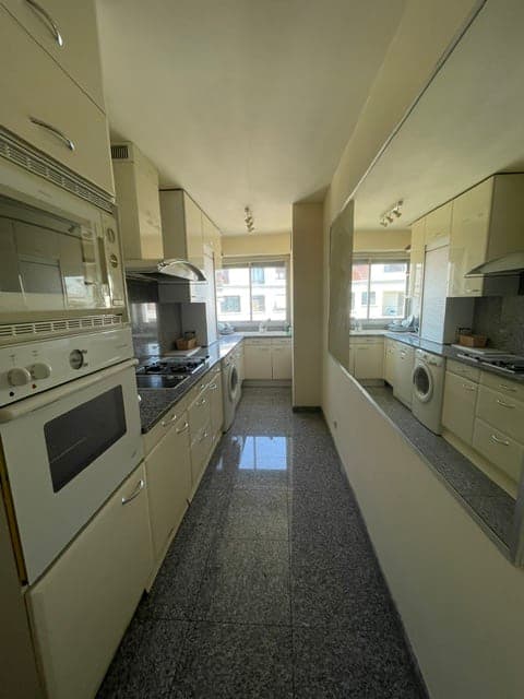 APPARTEMENT FAMILIAL PROCHE VICTOR-HUGO - Image 4