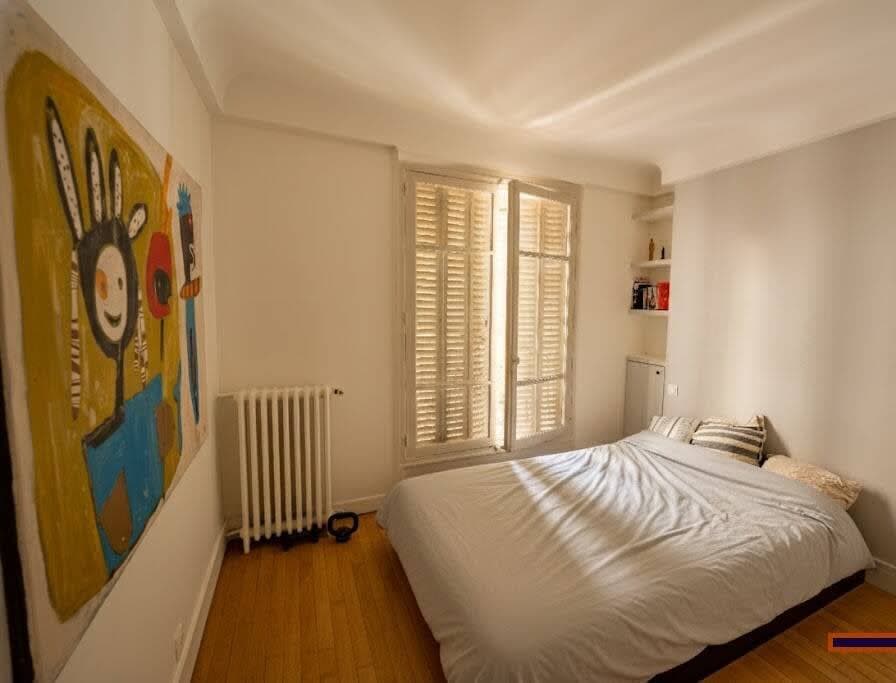 Paris 18ᵉ – Charmant T2 meublé de 50 m²_Rénové par architecte - Image 5