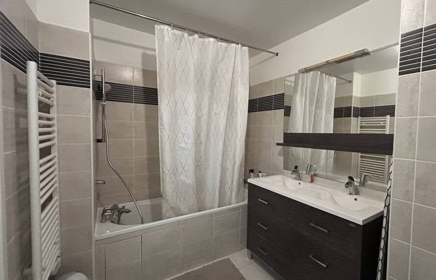 Boulogne-Billancourt – Bel appartement meublé 4 pièces de 85 m² - Image 9