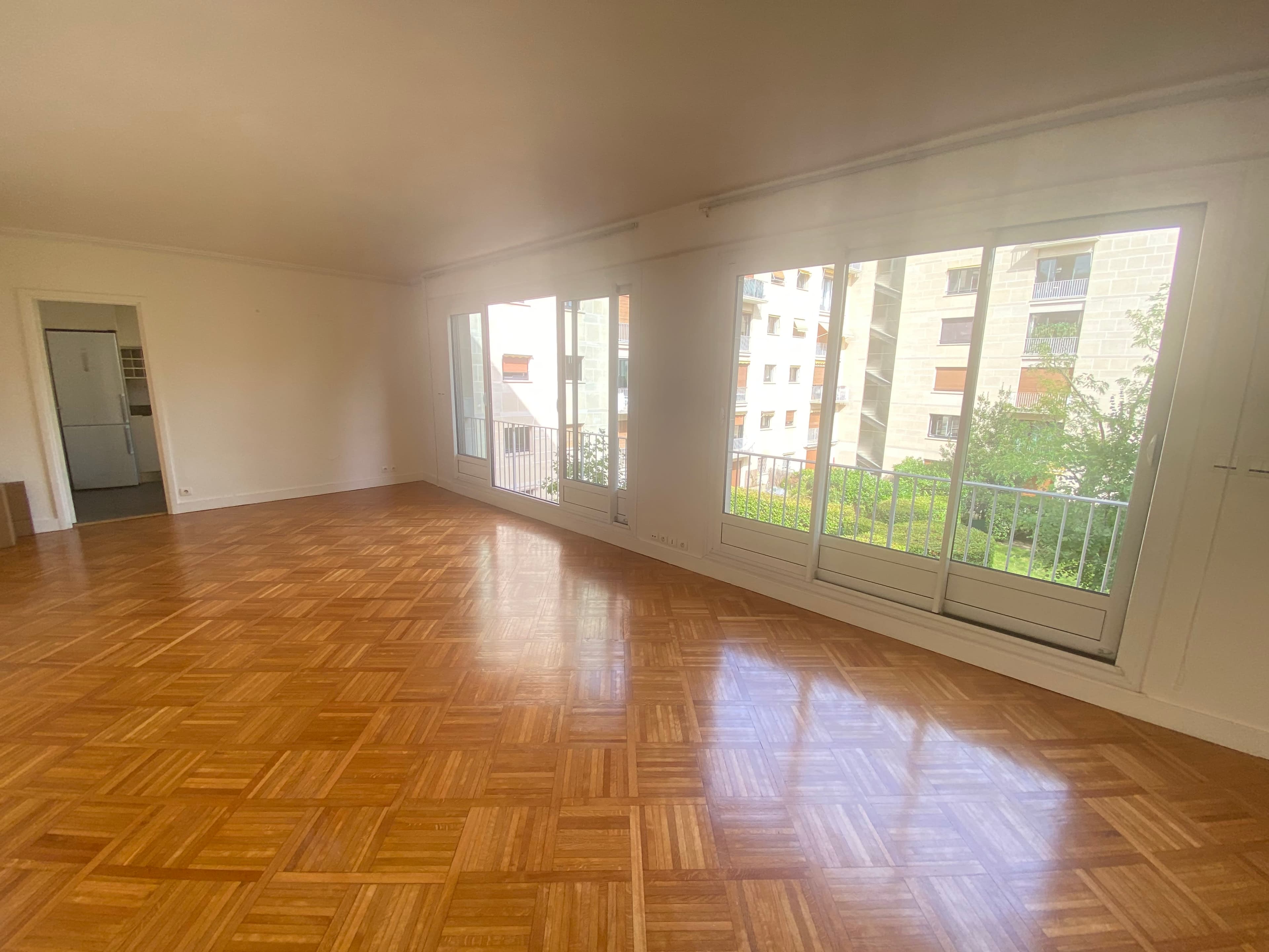 Neuilly - Bagatelle Appartement vide 3 chambres - Image 2