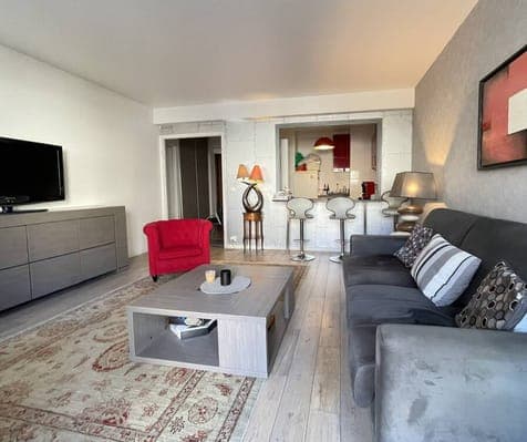 Propriété similaire Superbe 2 pièces meublé avec grand balcon-terrasse