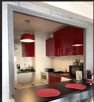 Superbe 2 pièces meublé avec grand balcon-terrasse - Image 2
