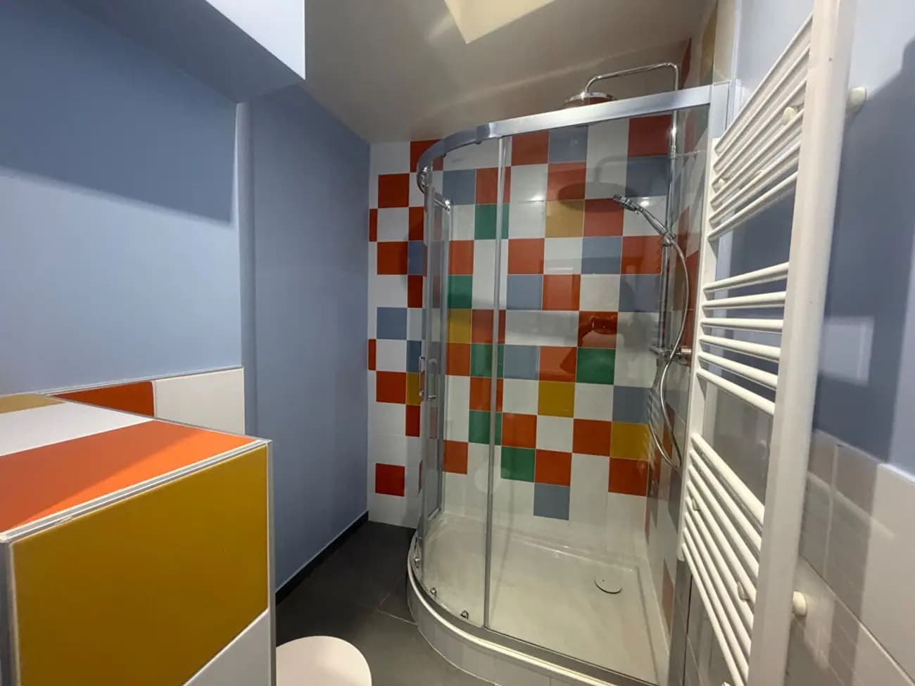 Boulevard Lannes - Appartement meublé refait à neuf en RDC - Image 9