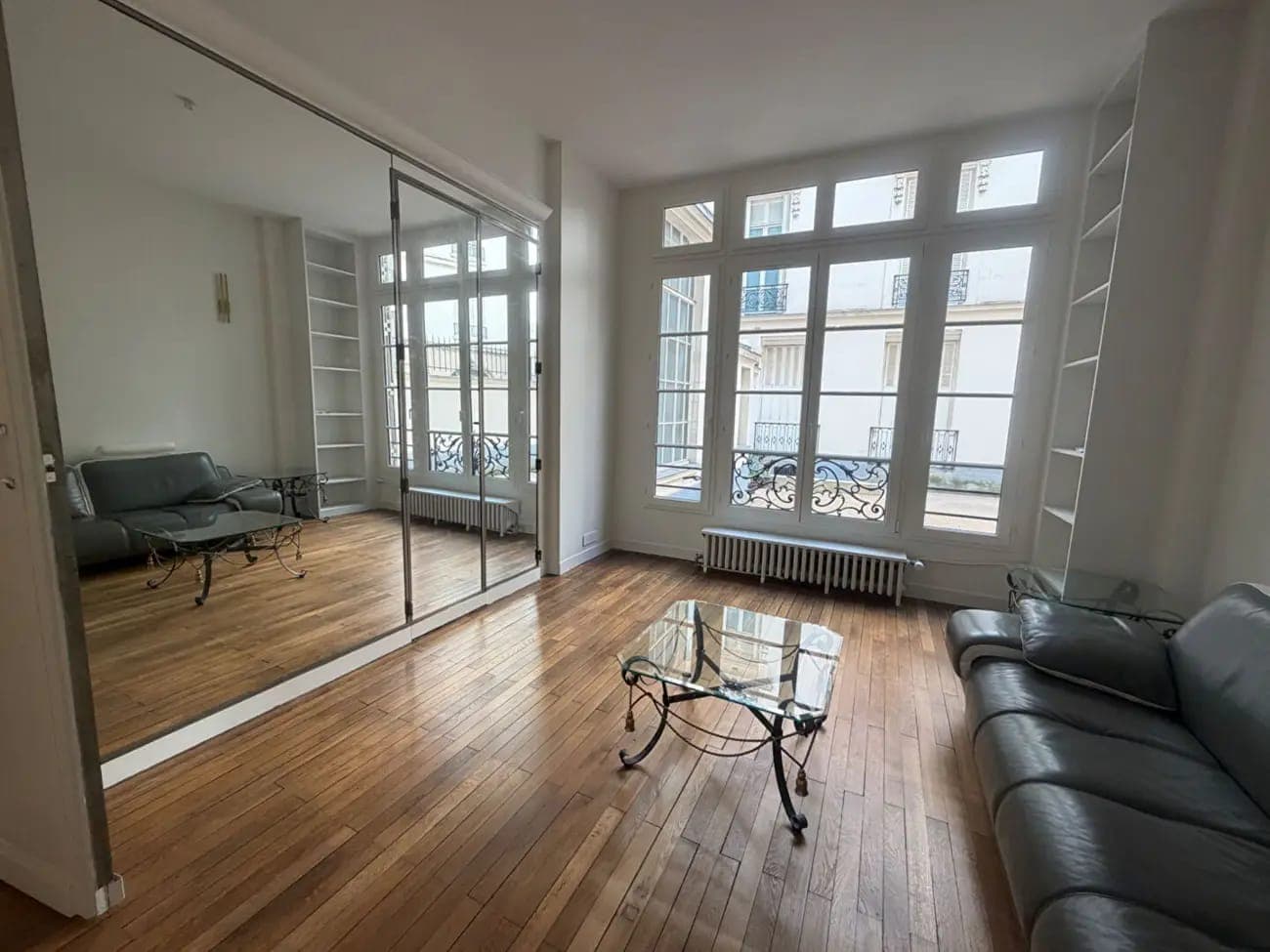 Boulevard Lannes - Appartement meublé refait à neuf en RDC - Image 1