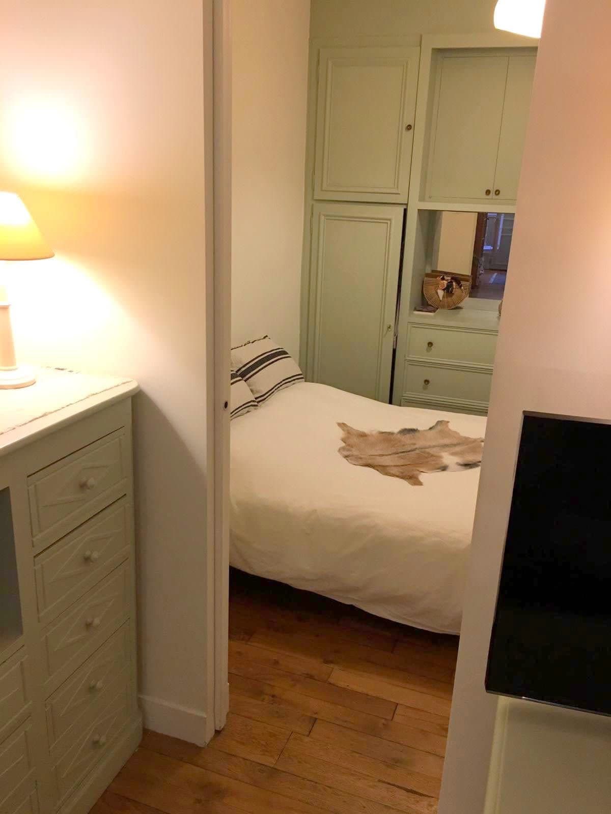 APPARTEMENT MEUBLE PLEIN DE CHARME - Image 6