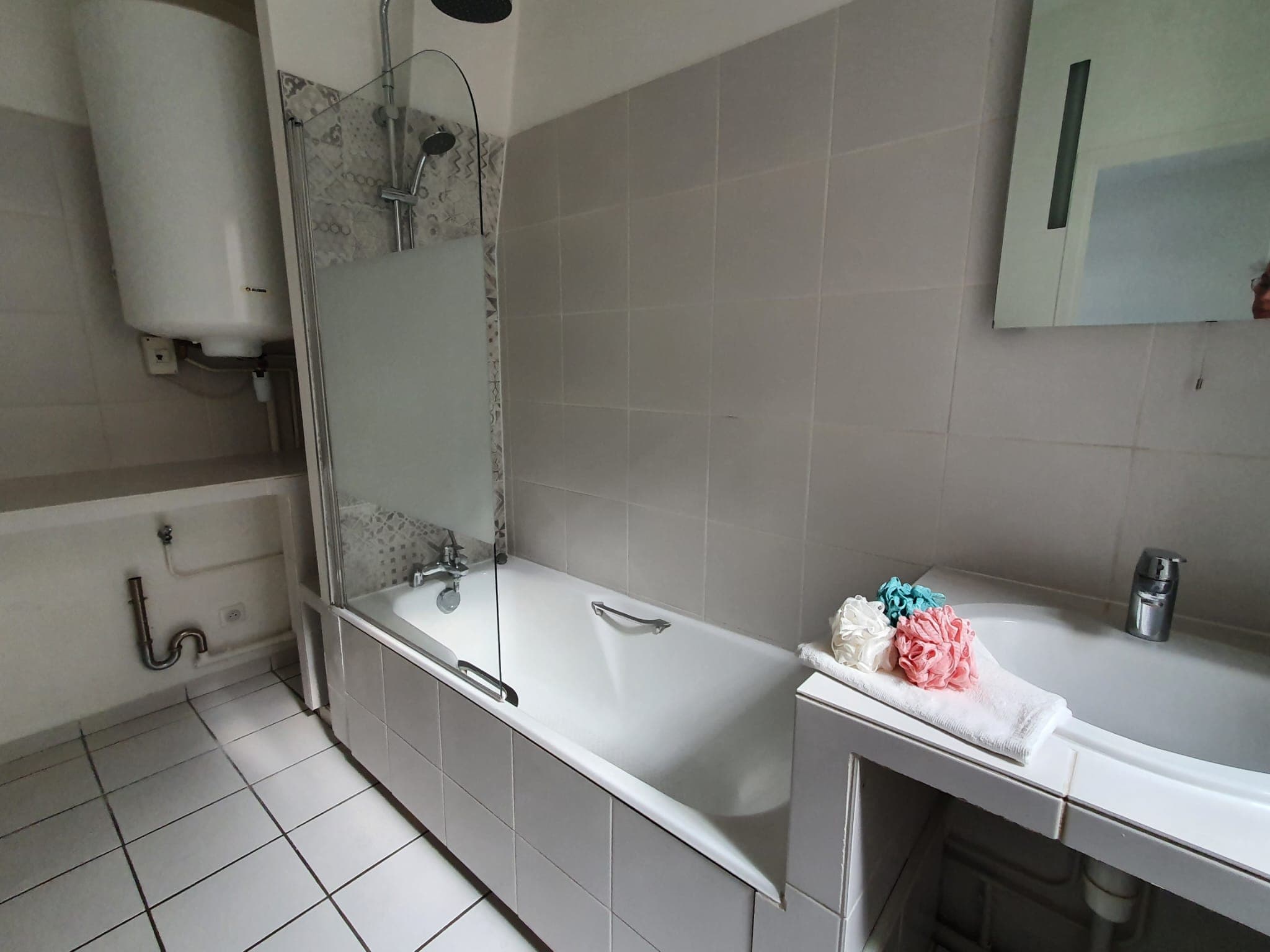 2 PIECES MEUBLE IDEALMEENT SITUE - Image 6
