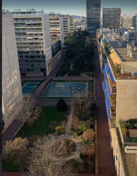 Superbe 3 pièces meublé, rénové avec parking - Image 4