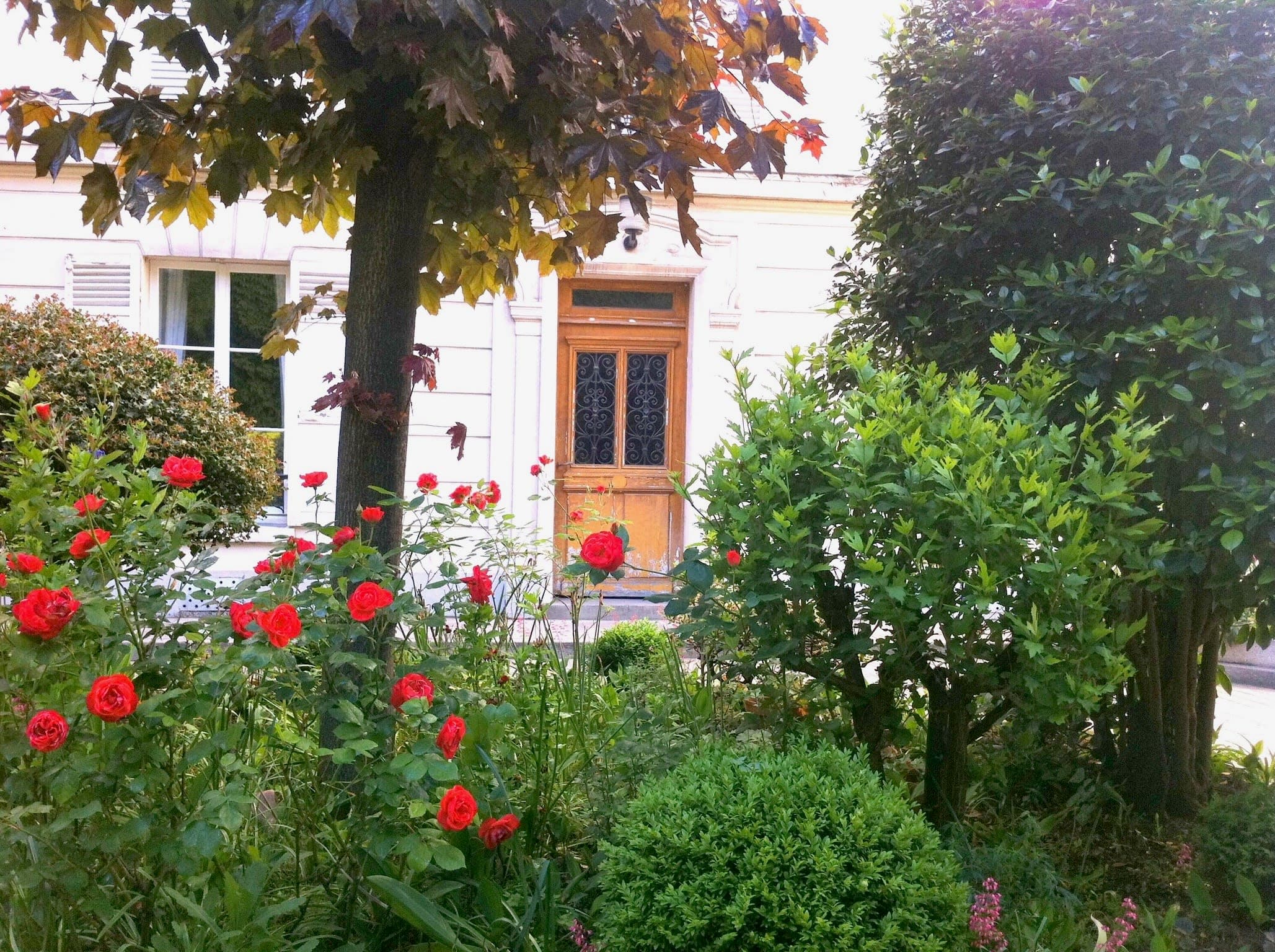 APPARTEMENT MEUBLE PLEIN DE CHARME - Image 8