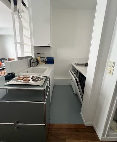 RARE À MONTMARTRE – 4 PIÈCES MEUBLÉ, 3 CHAMBRES & VUE SACRÉ-CŒUR - Image 2