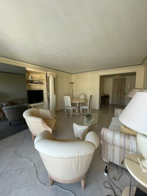 DEUX CHAMBRES, FOCH SAINT JAMES 85 M² - Image 2