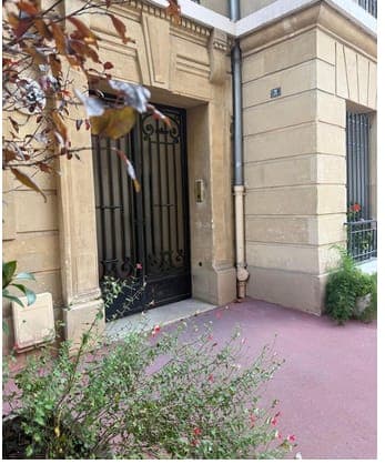 Paris 15e – Appartement de charme de 139 m² - Image 3
