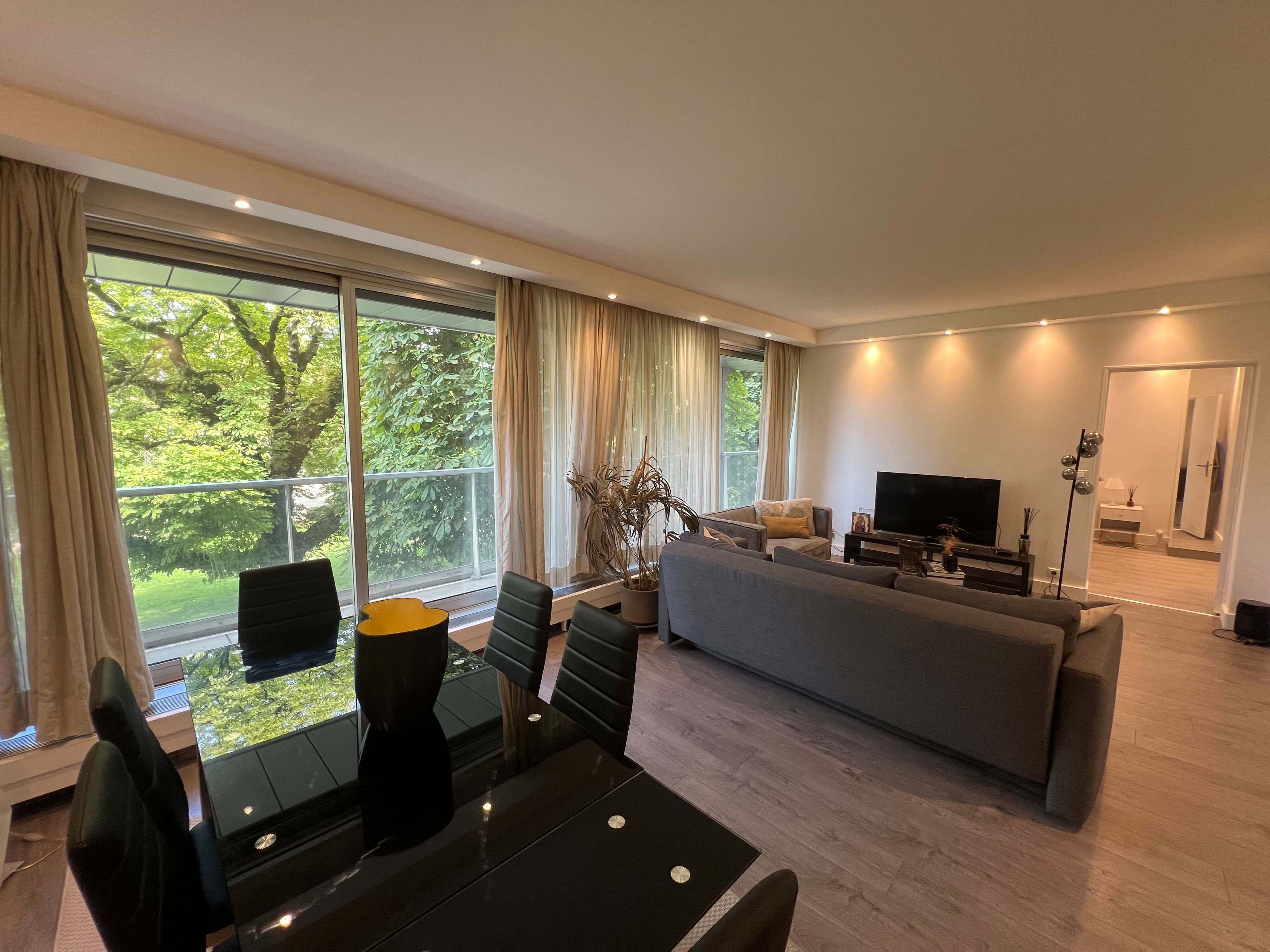 Appartement Foch avec balcon - Paris 16