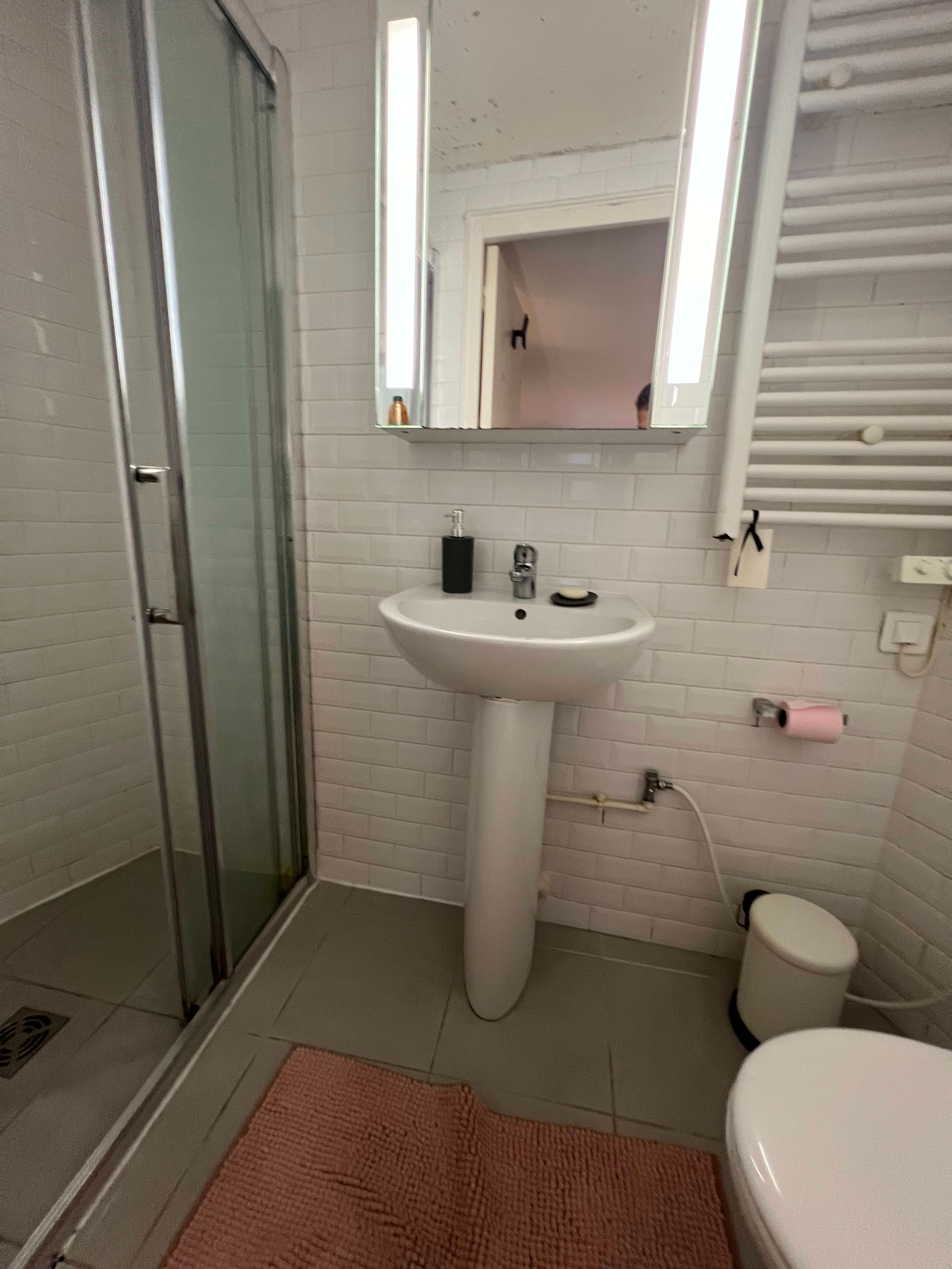 Champs-Elysées Studio